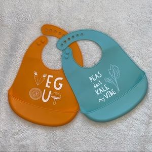 Silicone bibs